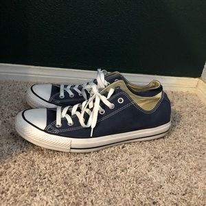 Navy blue chucks men’s size 13